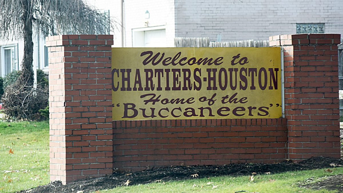 ChartiersHouston School District temporarily locked down Observer